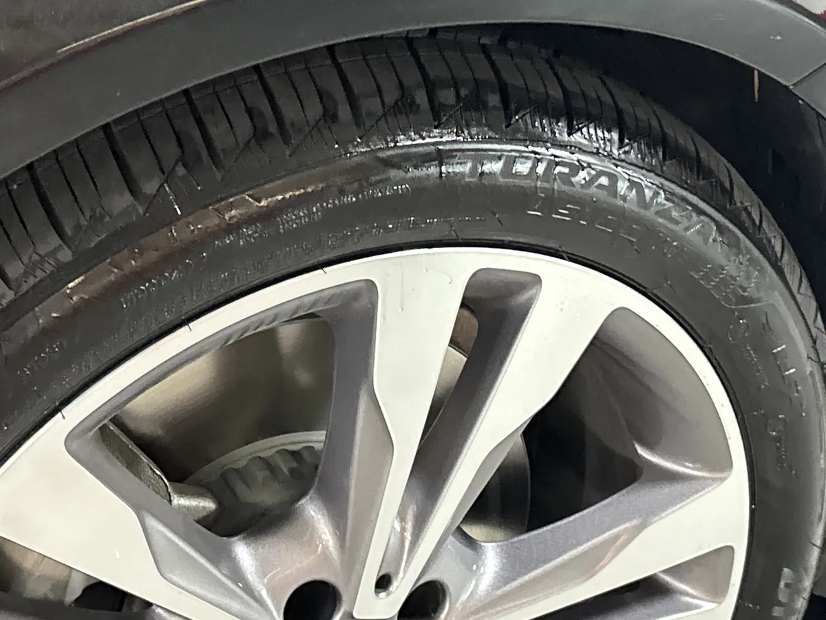 2019 Mercedes-Benz C-Class C 300 thumbnail 12