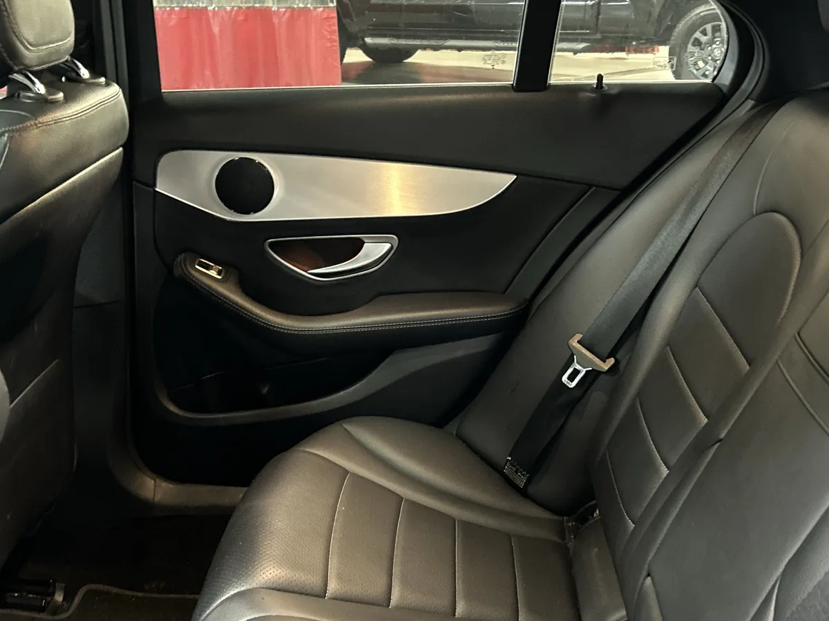 2019 Mercedes-Benz C-Class C 300 thumbnail 30