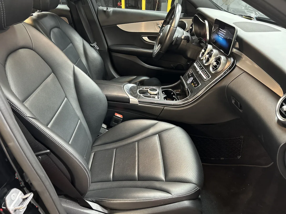 2019 Mercedes-Benz C-Class C 300 thumbnail 32