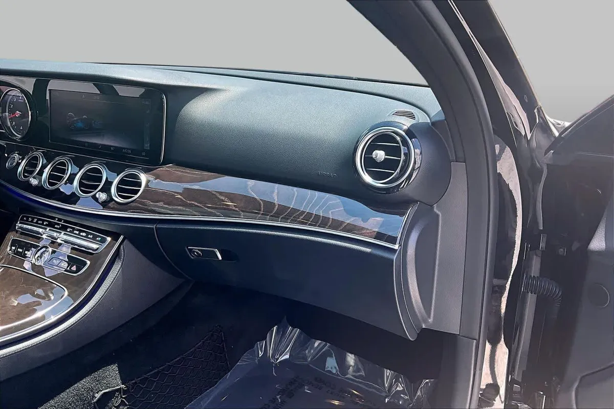 2019 Mercedes-Benz E 450 E 450 thumbnail 19