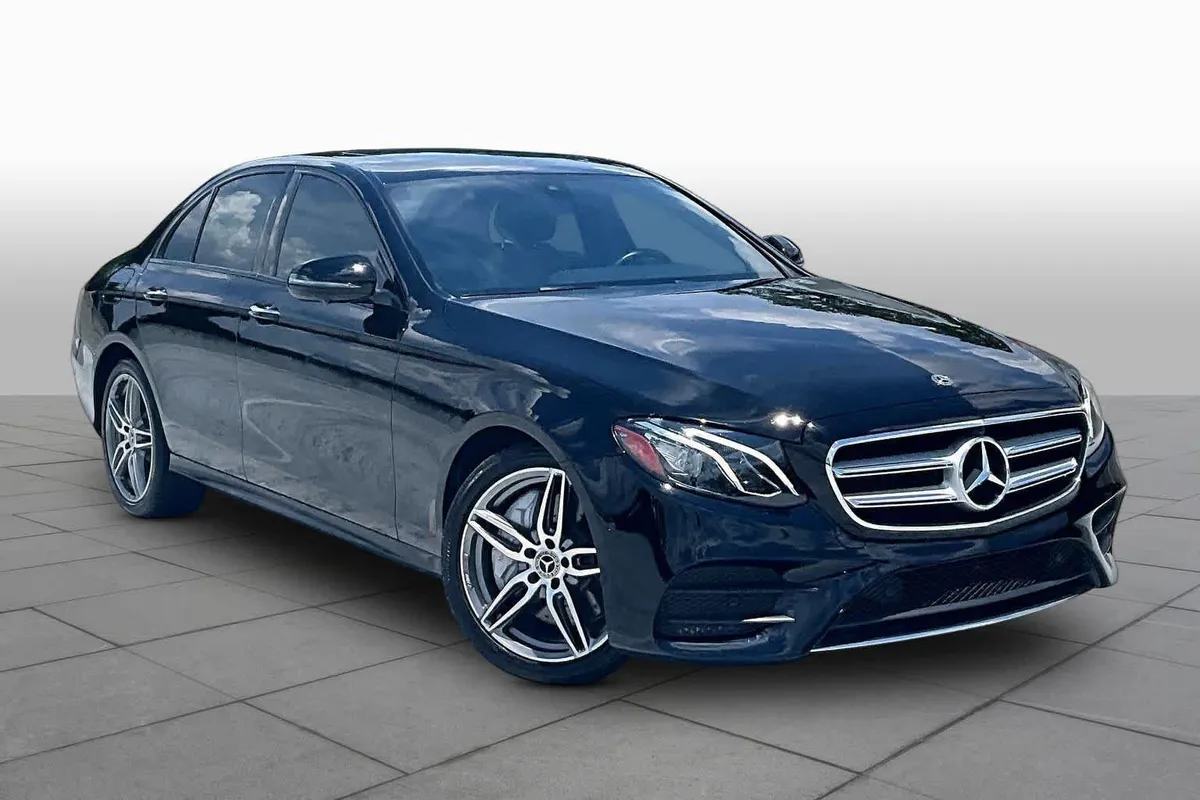 2019 Mercedes-Benz E 450 E 450 thumbnail 3