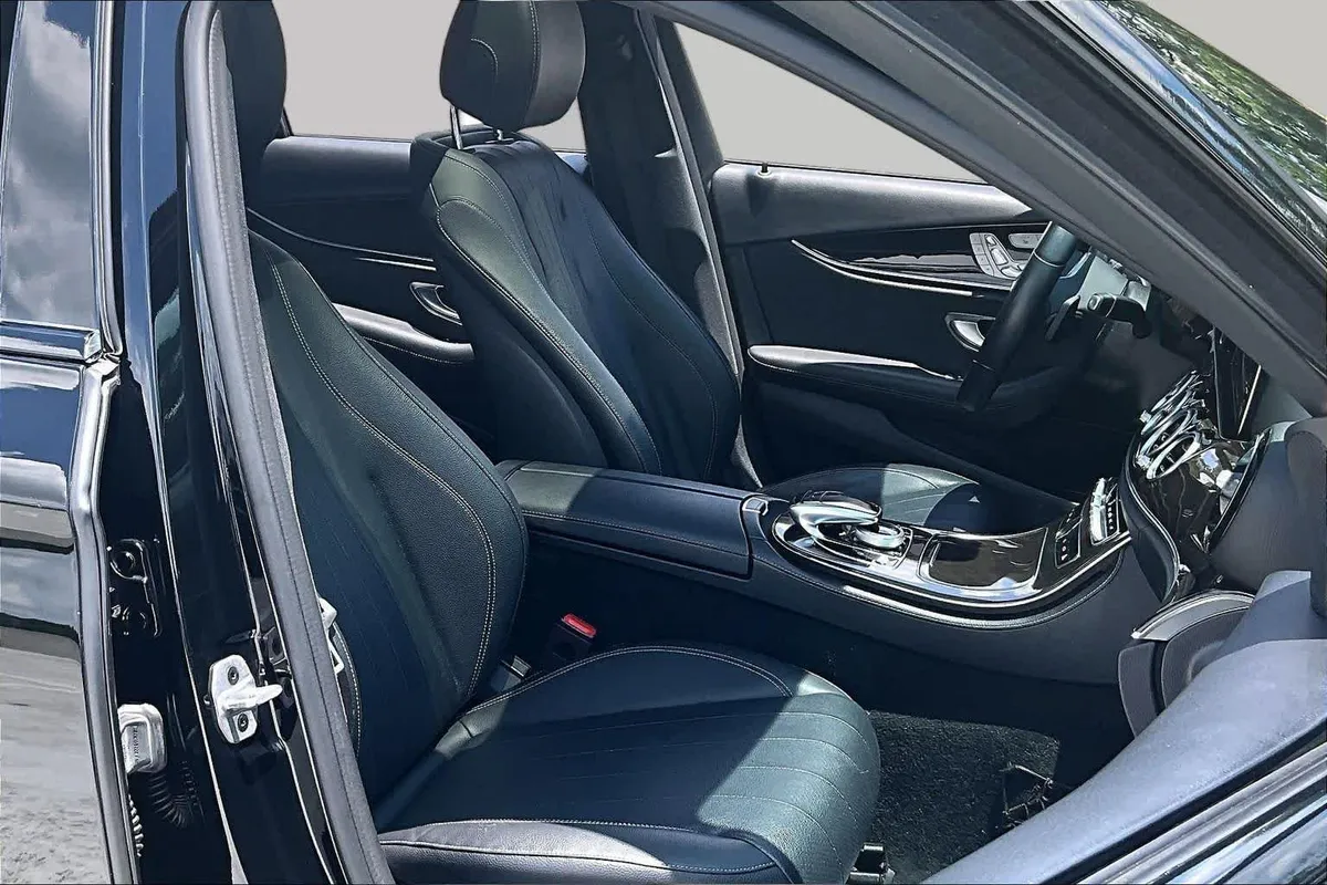 2019 Mercedes-Benz E 450 E 450 thumbnail 9