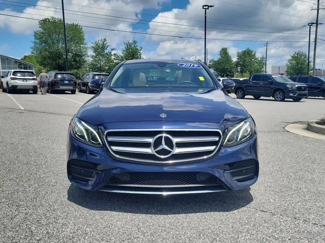 2019 Mercedes-Benz E-Class E 300 4MATIC thumbnail 2