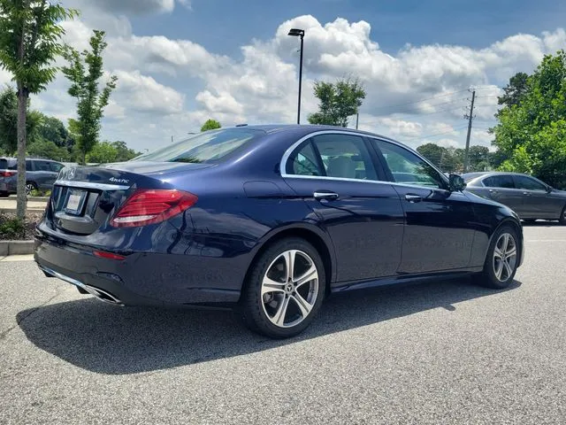 2019 Mercedes-Benz E-Class E 300 4MATIC thumbnail 4