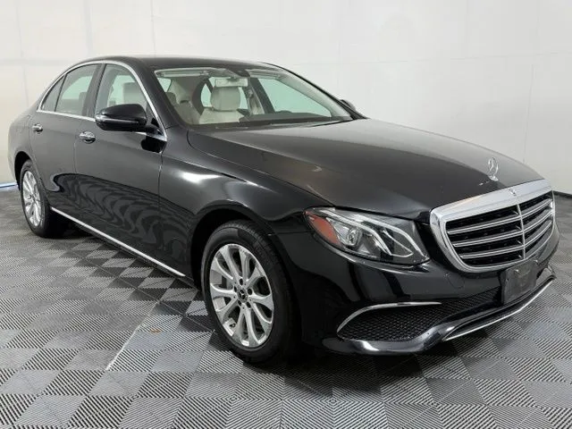 2019 Mercedes-Benz E-Class E 300 thumbnail 10