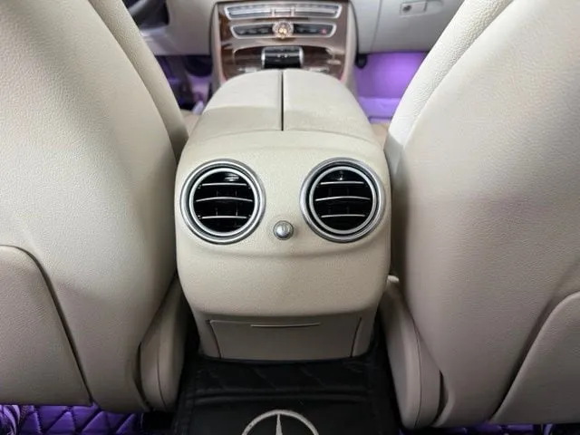 2019 Mercedes-Benz E-Class E 300 thumbnail 22