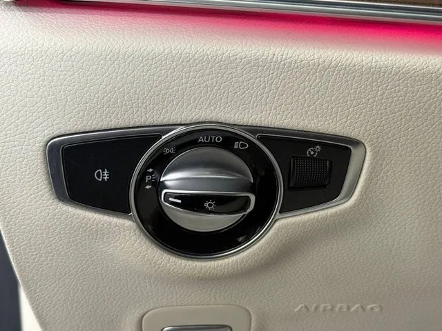 2019 Mercedes-Benz E-Class E 300 thumbnail 39