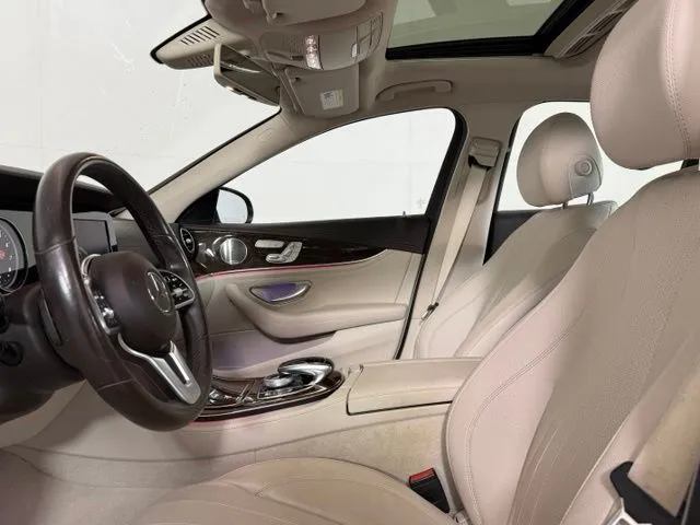 2019 Mercedes-Benz E-Class E 300 thumbnail 5