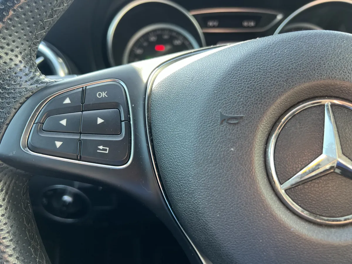 2019 Mercedes-Benz GLA 250 thumbnail 18