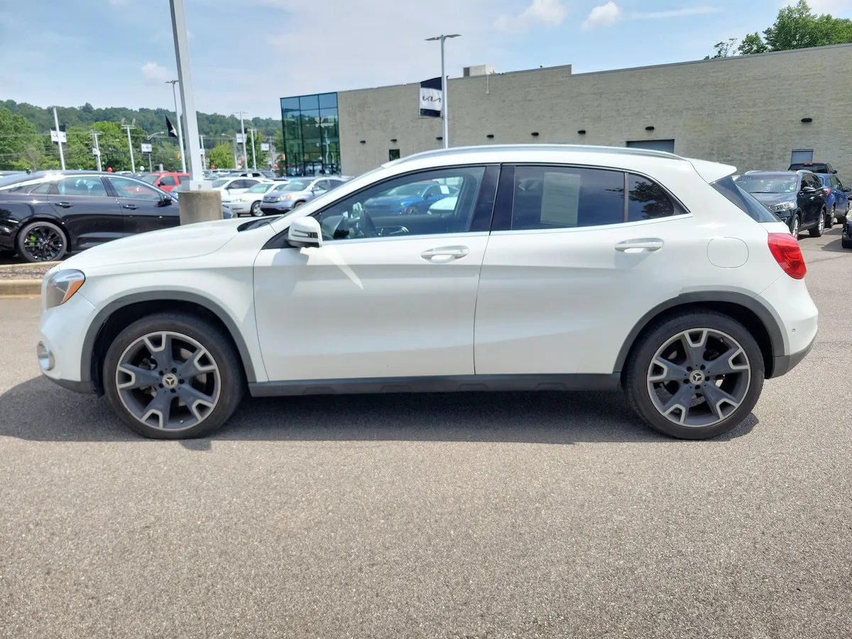 2019 Mercedes-Benz GLA 250 thumbnail 2