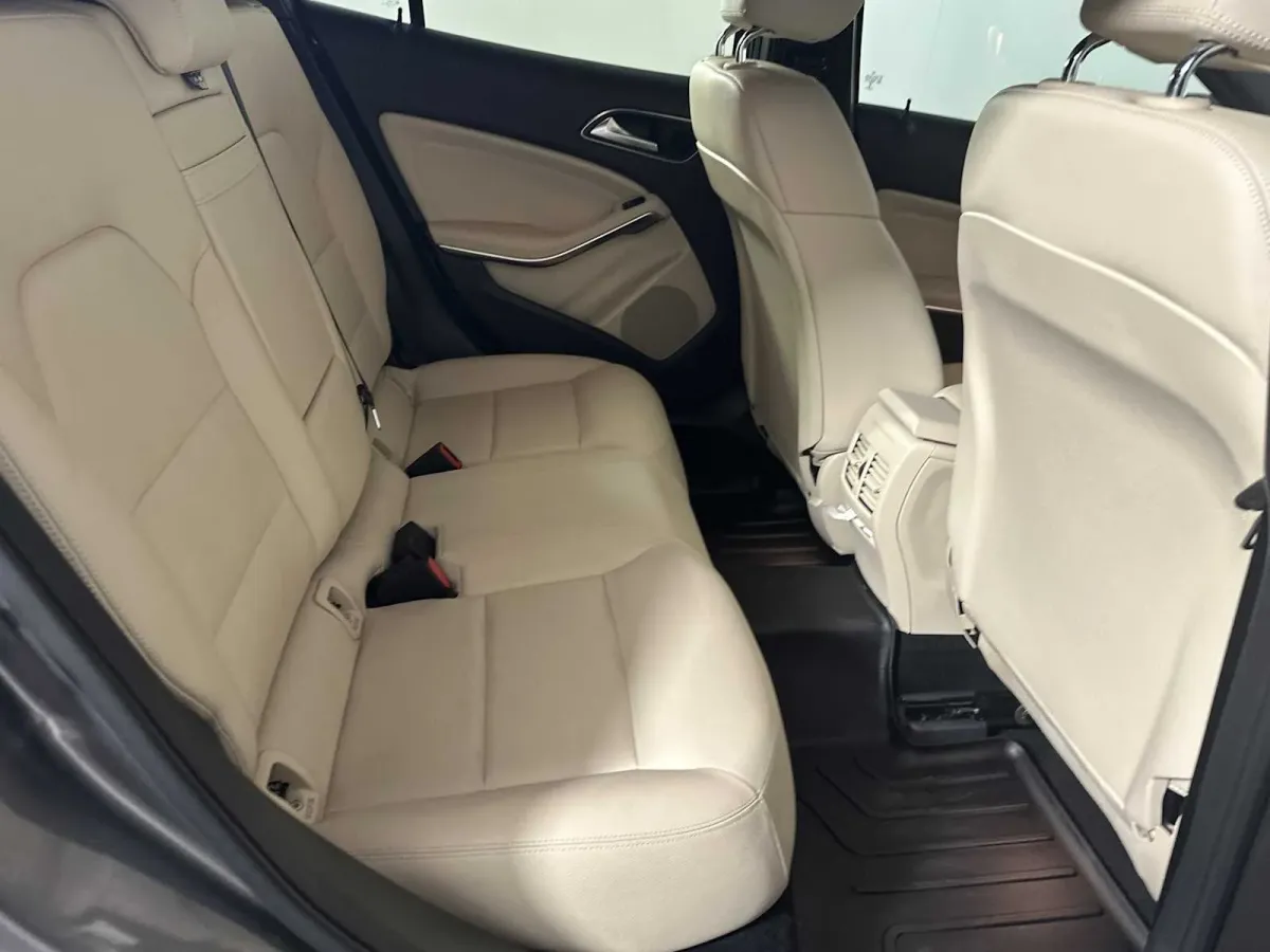2019 Mercedes-Benz GLA 250 GLA 250 thumbnail 23