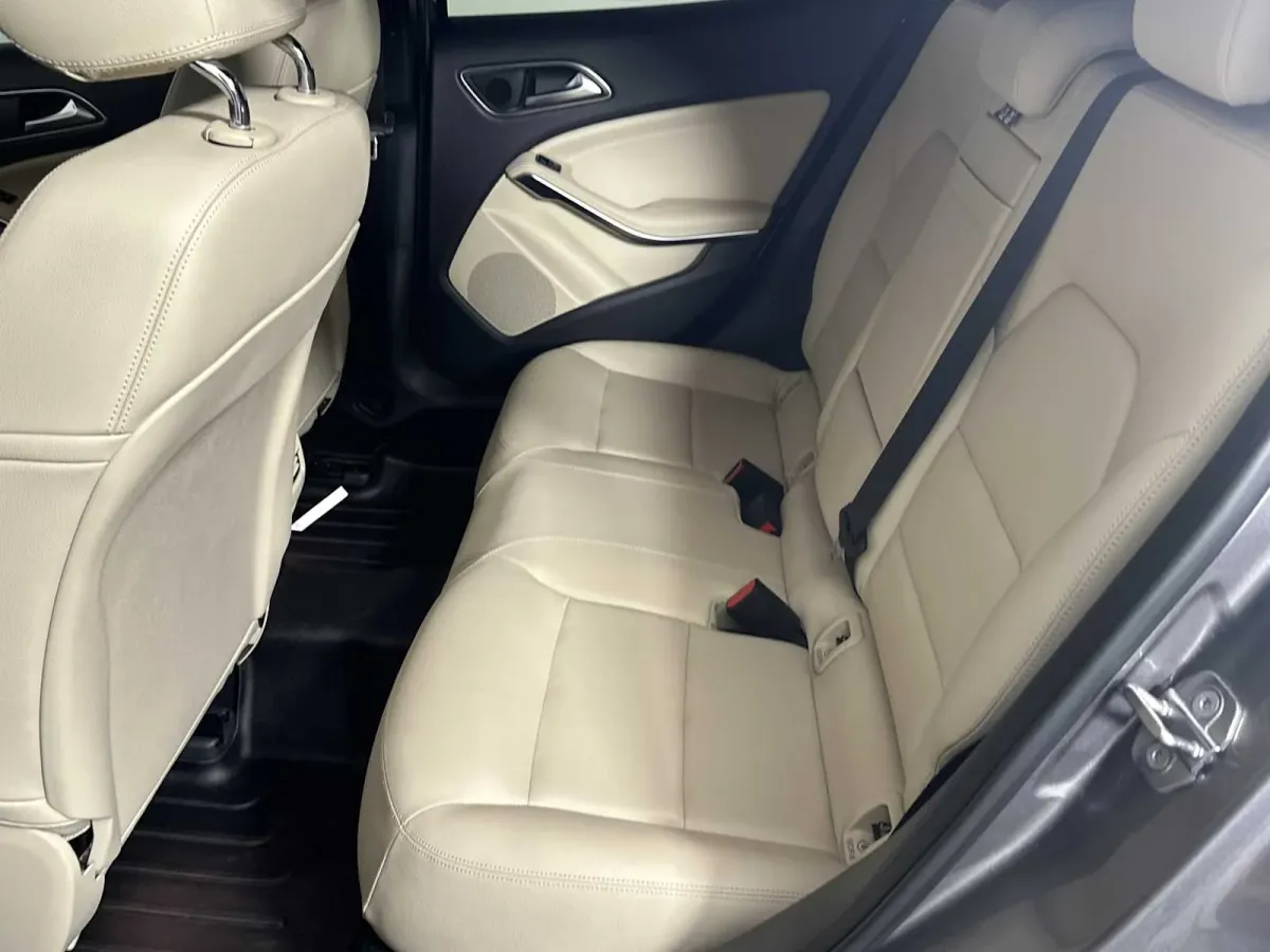 2019 Mercedes-Benz GLA 250 GLA 250 thumbnail 28