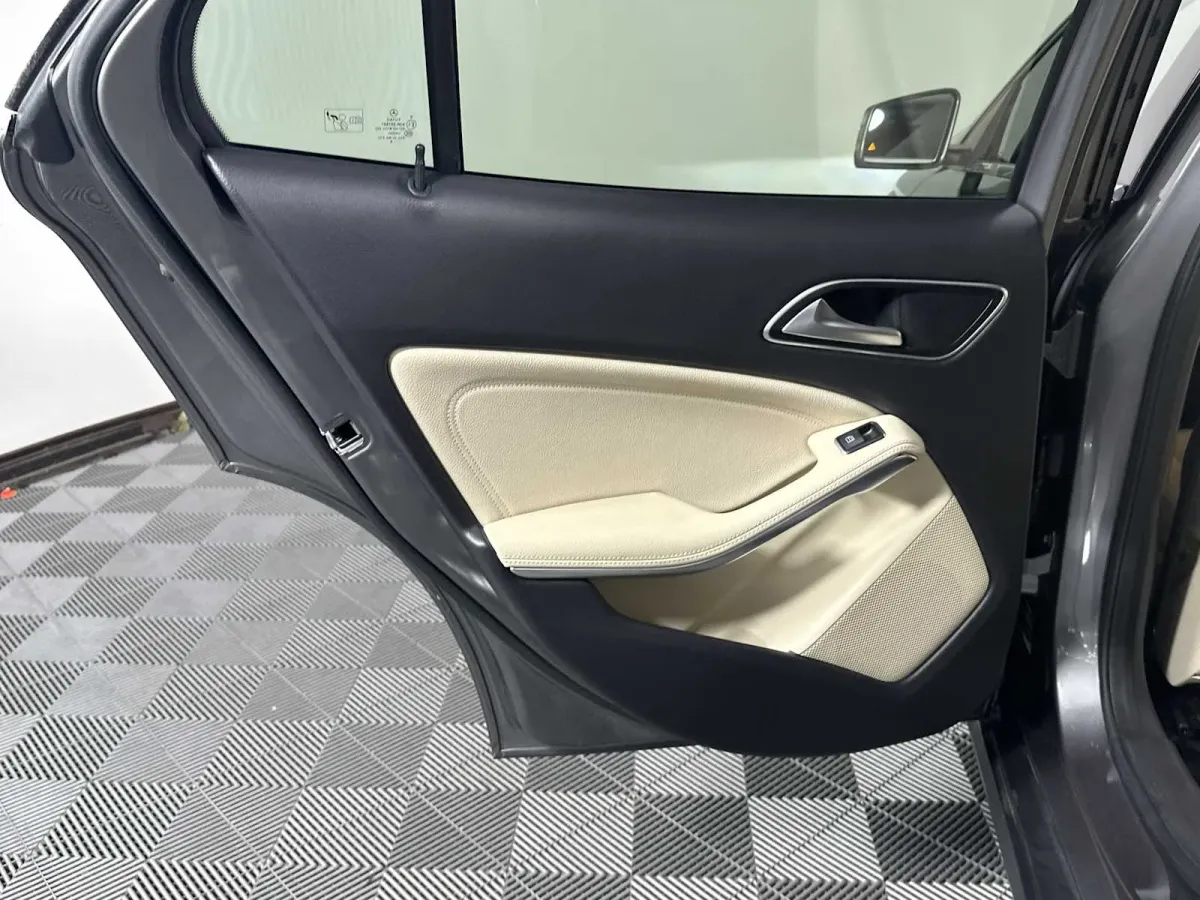 2019 Mercedes-Benz GLA 250 GLA 250 thumbnail 29