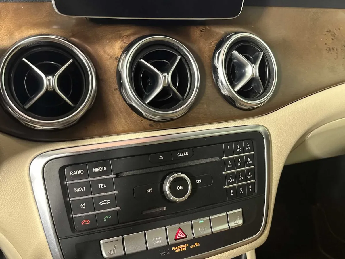 2019 Mercedes-Benz GLA 250 GLA 250 thumbnail 36