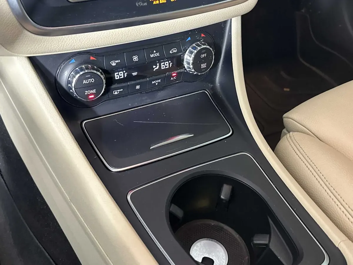 2019 Mercedes-Benz GLA 250 GLA 250 thumbnail 37