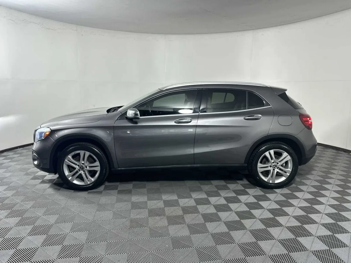 2019 Mercedes-Benz GLA 250 GLA 250 thumbnail 4