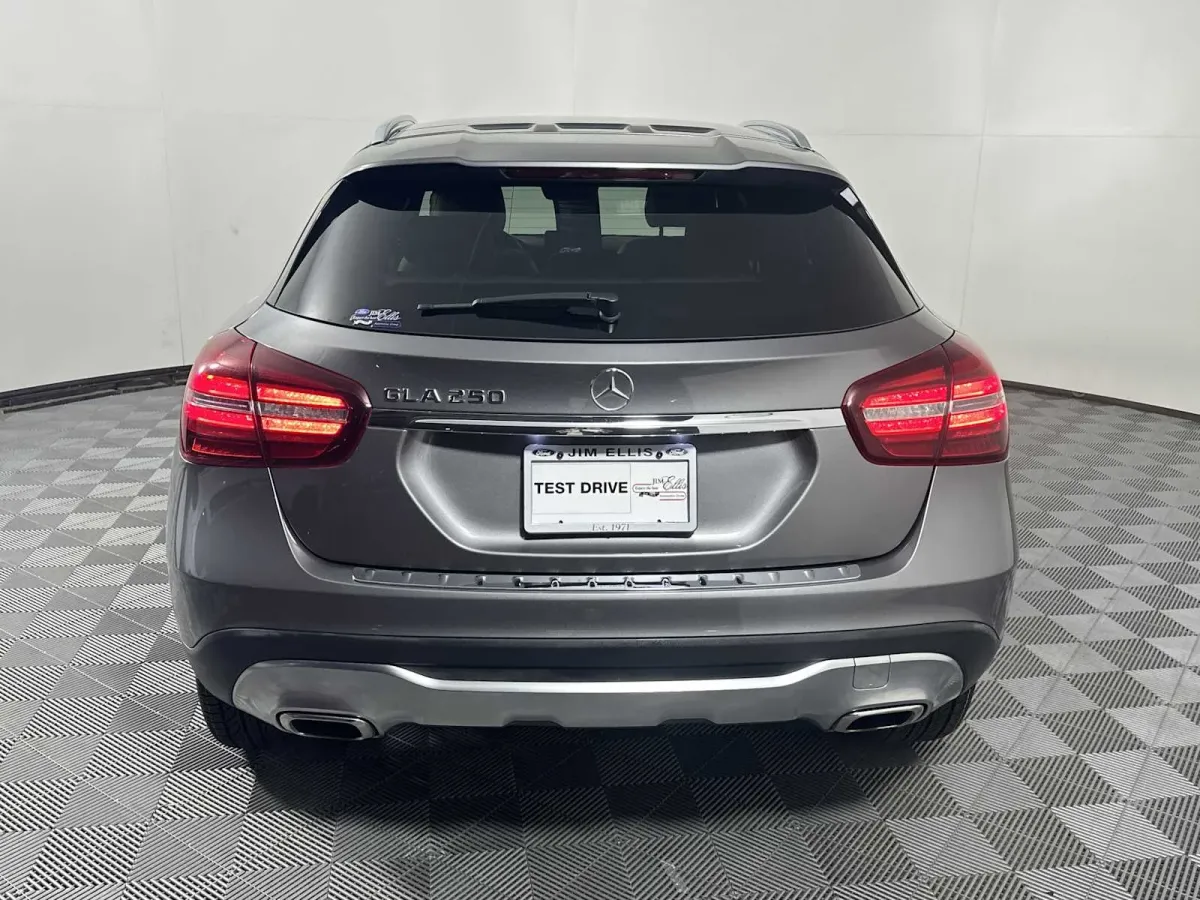 2019 Mercedes-Benz GLA 250 GLA 250 thumbnail 9