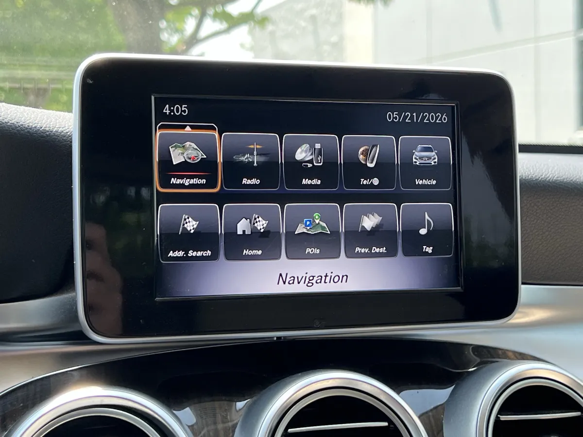 2019 Mercedes-Benz GLC 300 thumbnail 23