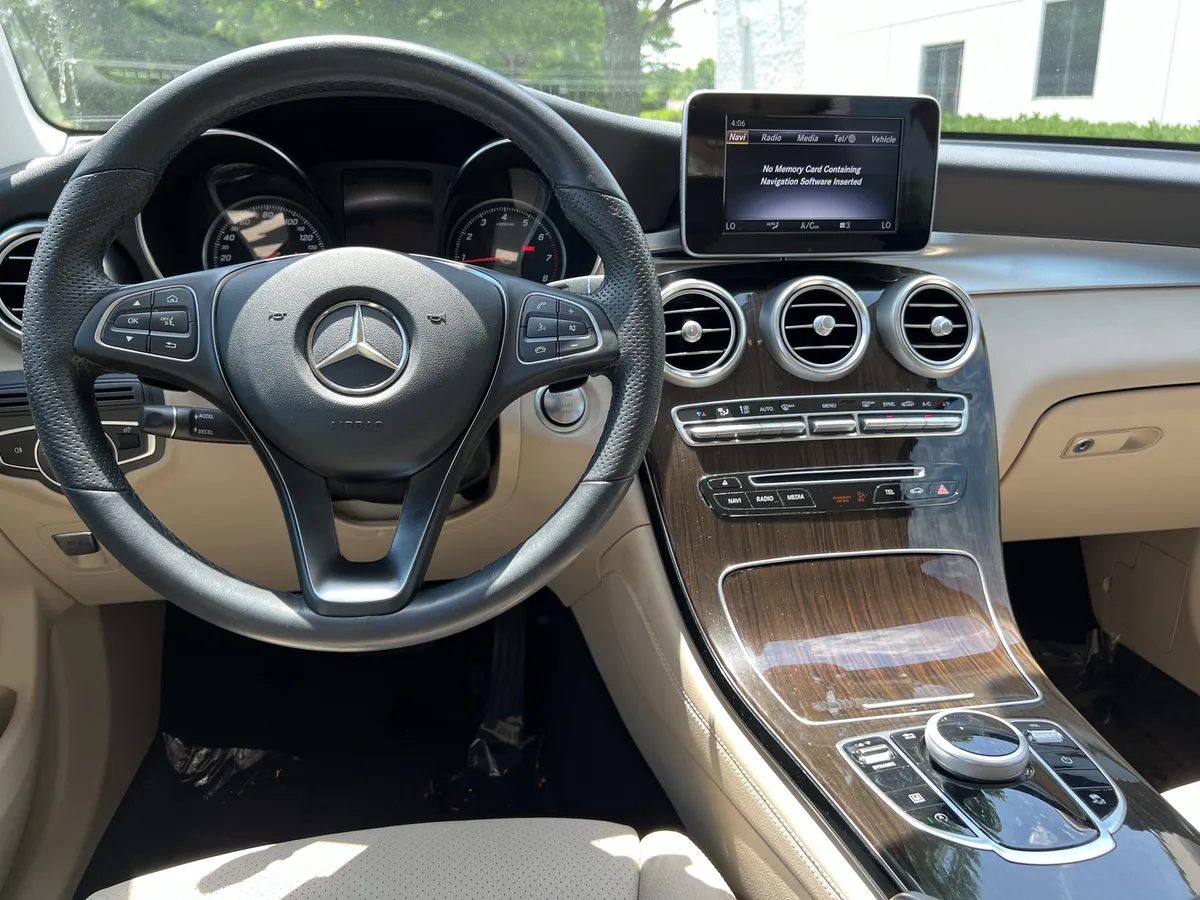 2019 Mercedes-Benz GLC 300 thumbnail 29