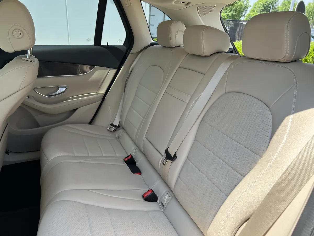 2019 Mercedes-Benz GLC 300 thumbnail 31
