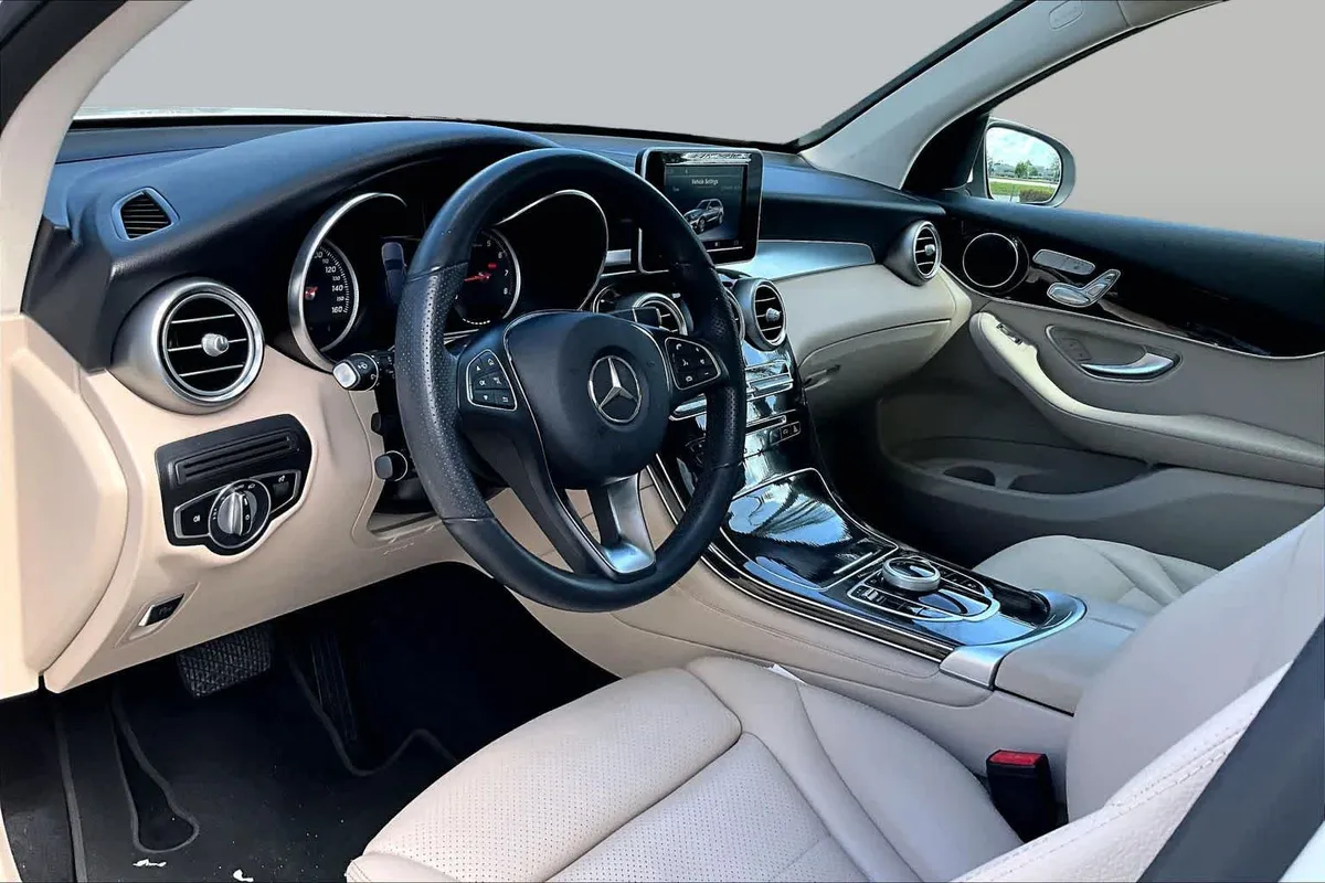 2019 Mercedes-Benz GLC 300 GLC 300 thumbnail 18