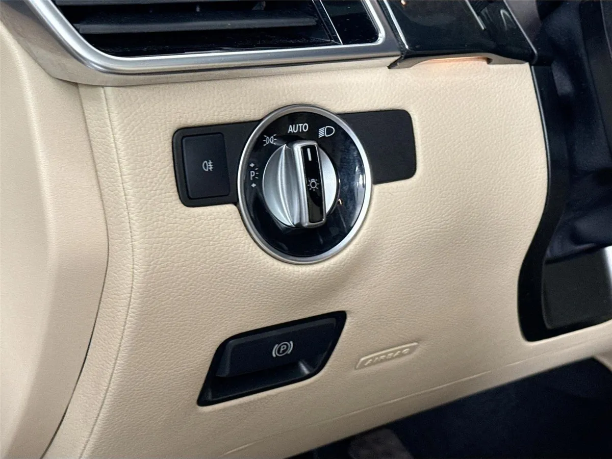 2019 Mercedes-Benz GLE AMG® GLE 43 thumbnail 16