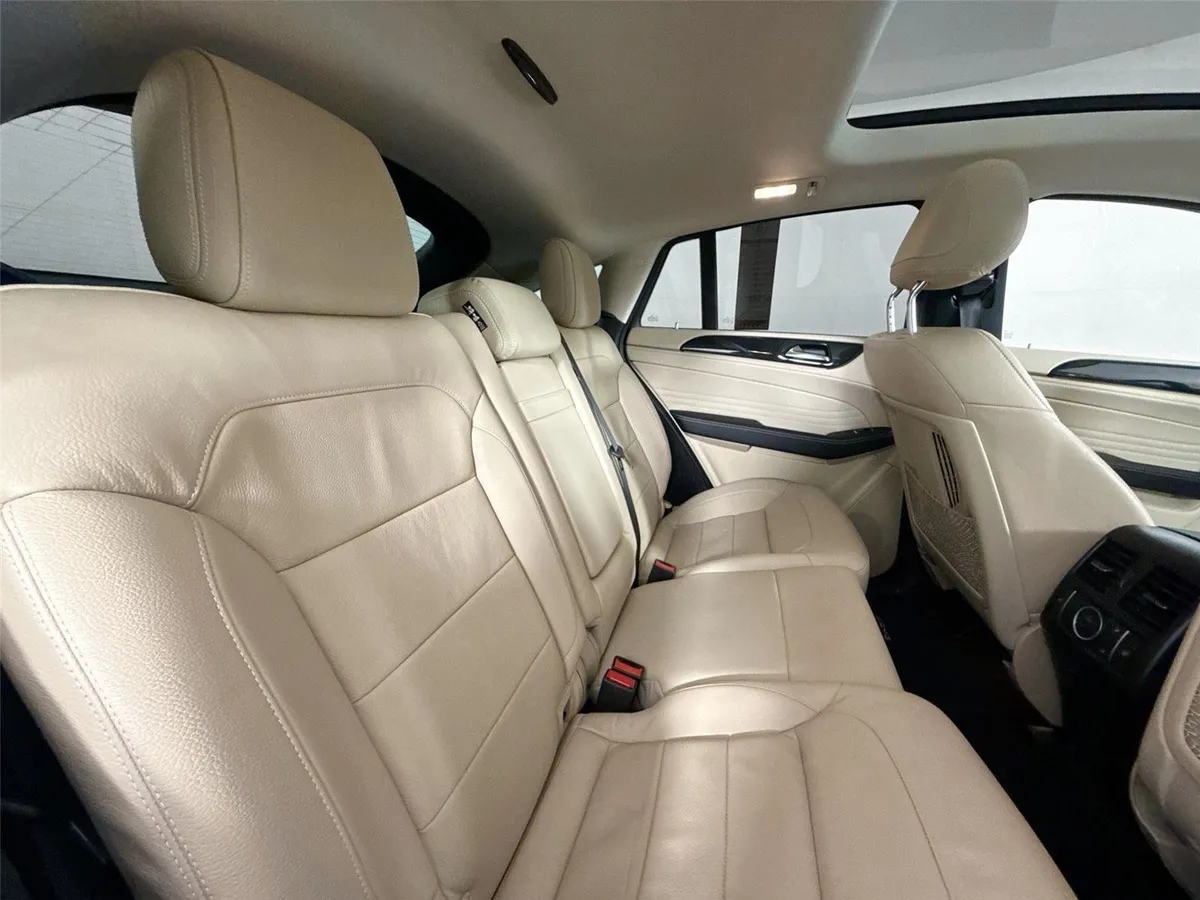 2019 Mercedes-Benz GLE AMG® GLE 43 thumbnail 45