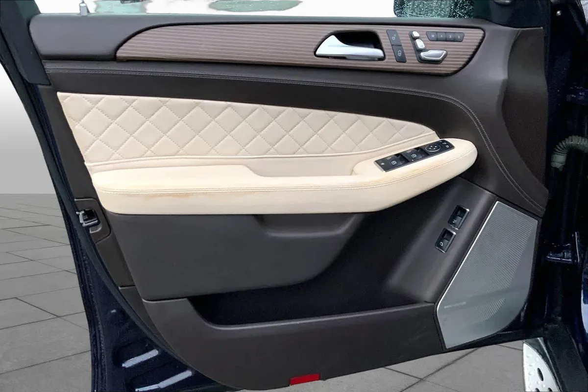 2019 Mercedes-Benz GLS 450 GLS 450 thumbnail 21