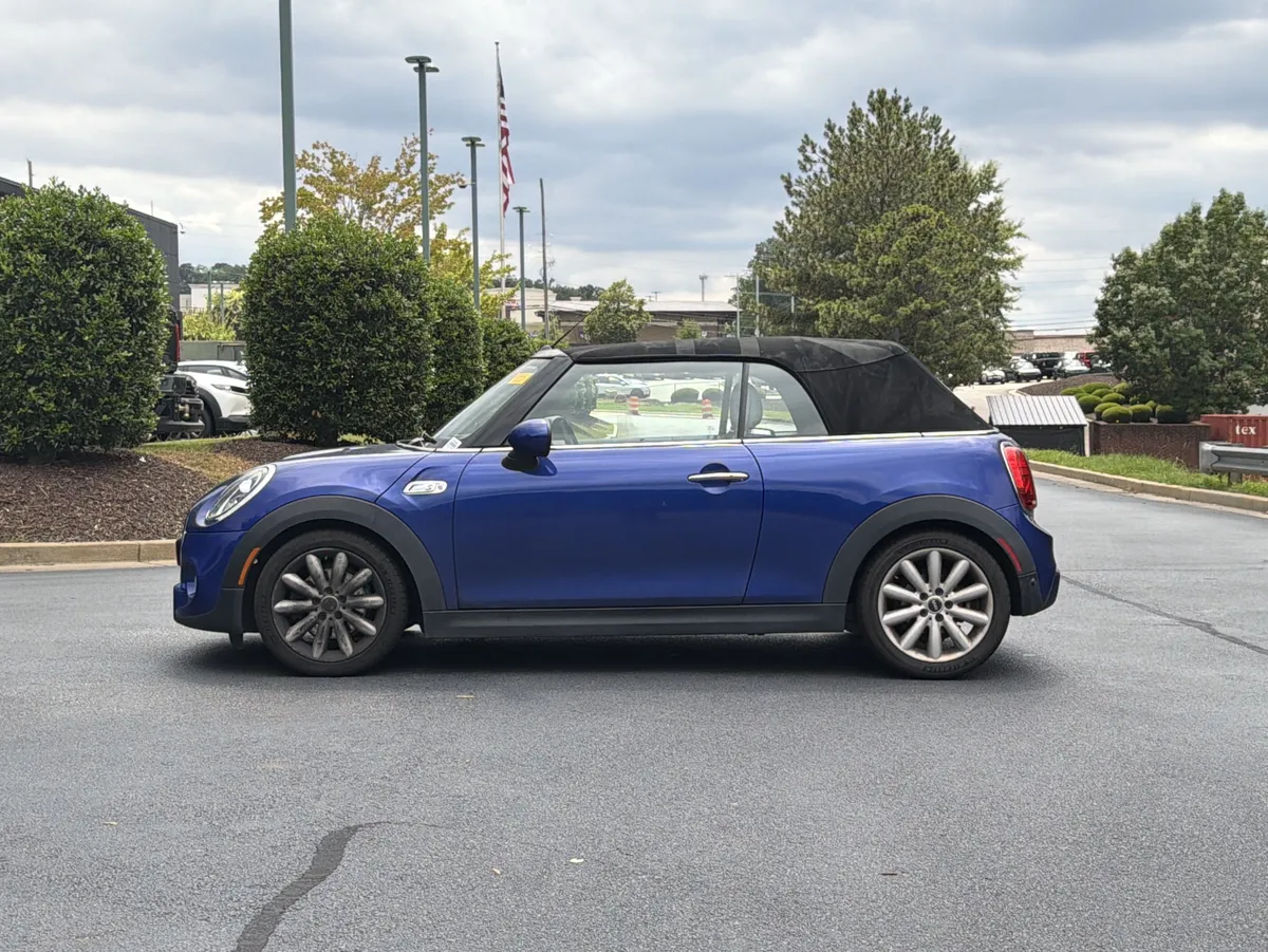 2019 MINI Convertible Cooper S thumbnail 10