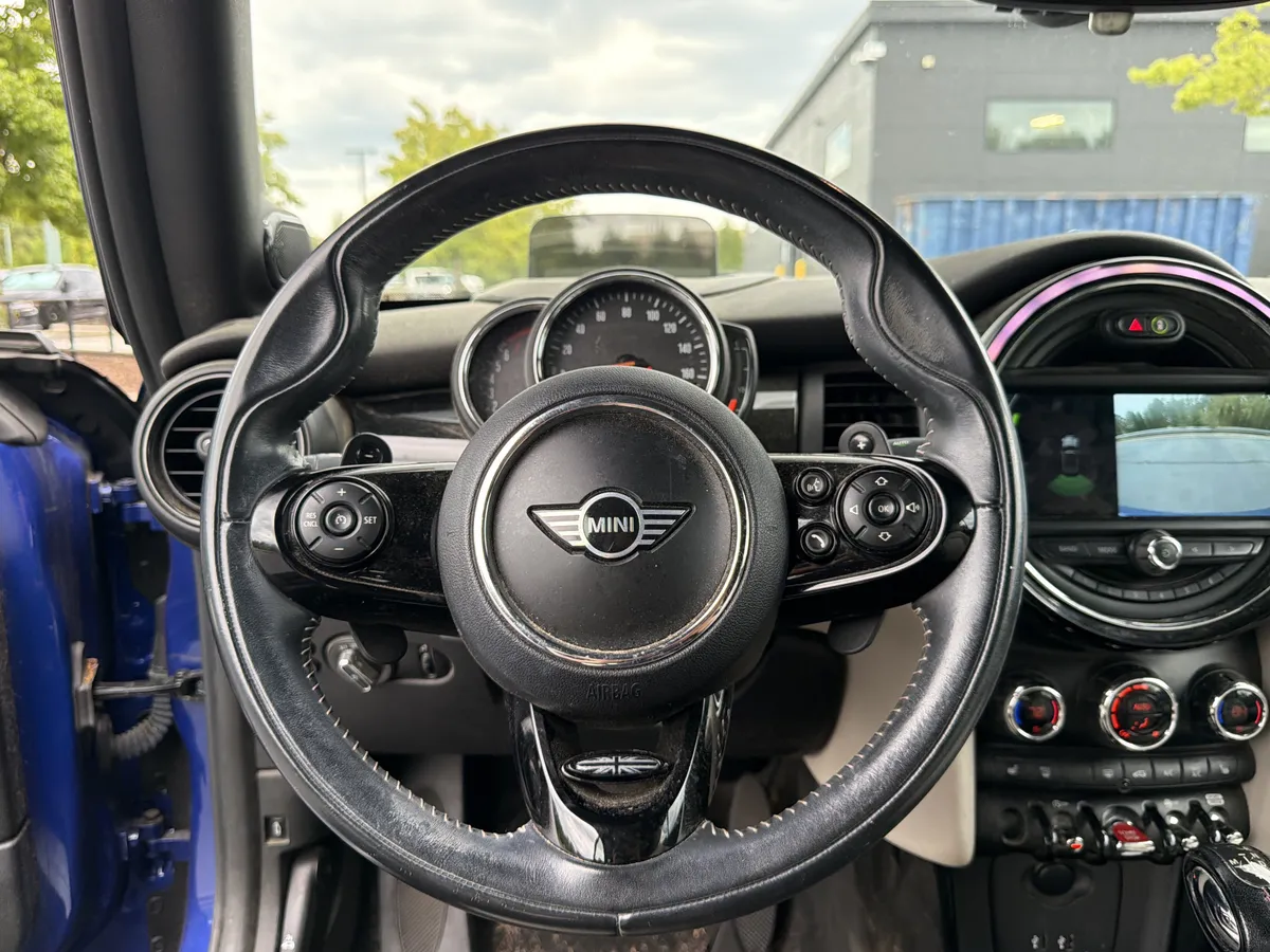 2019 MINI Convertible Cooper S thumbnail 15