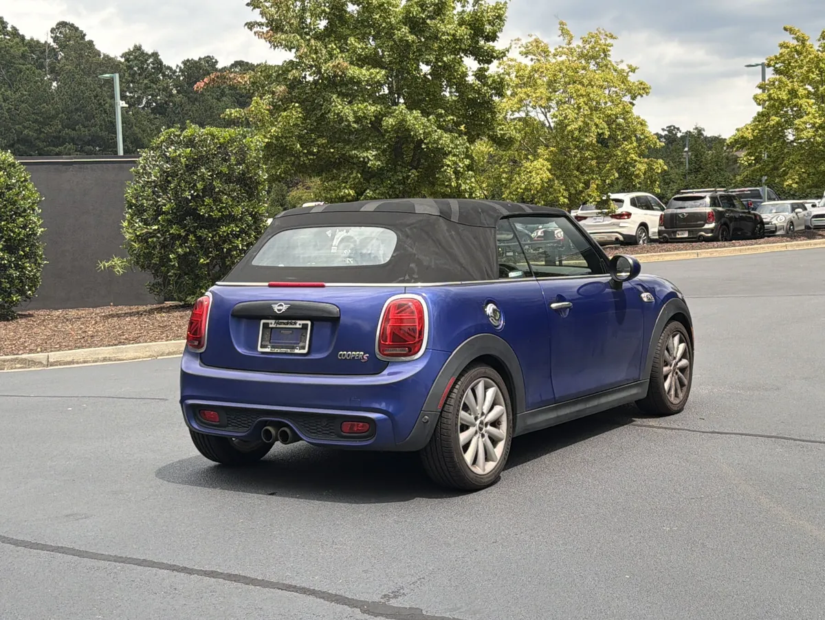 2019 MINI Convertible Cooper S thumbnail 2
