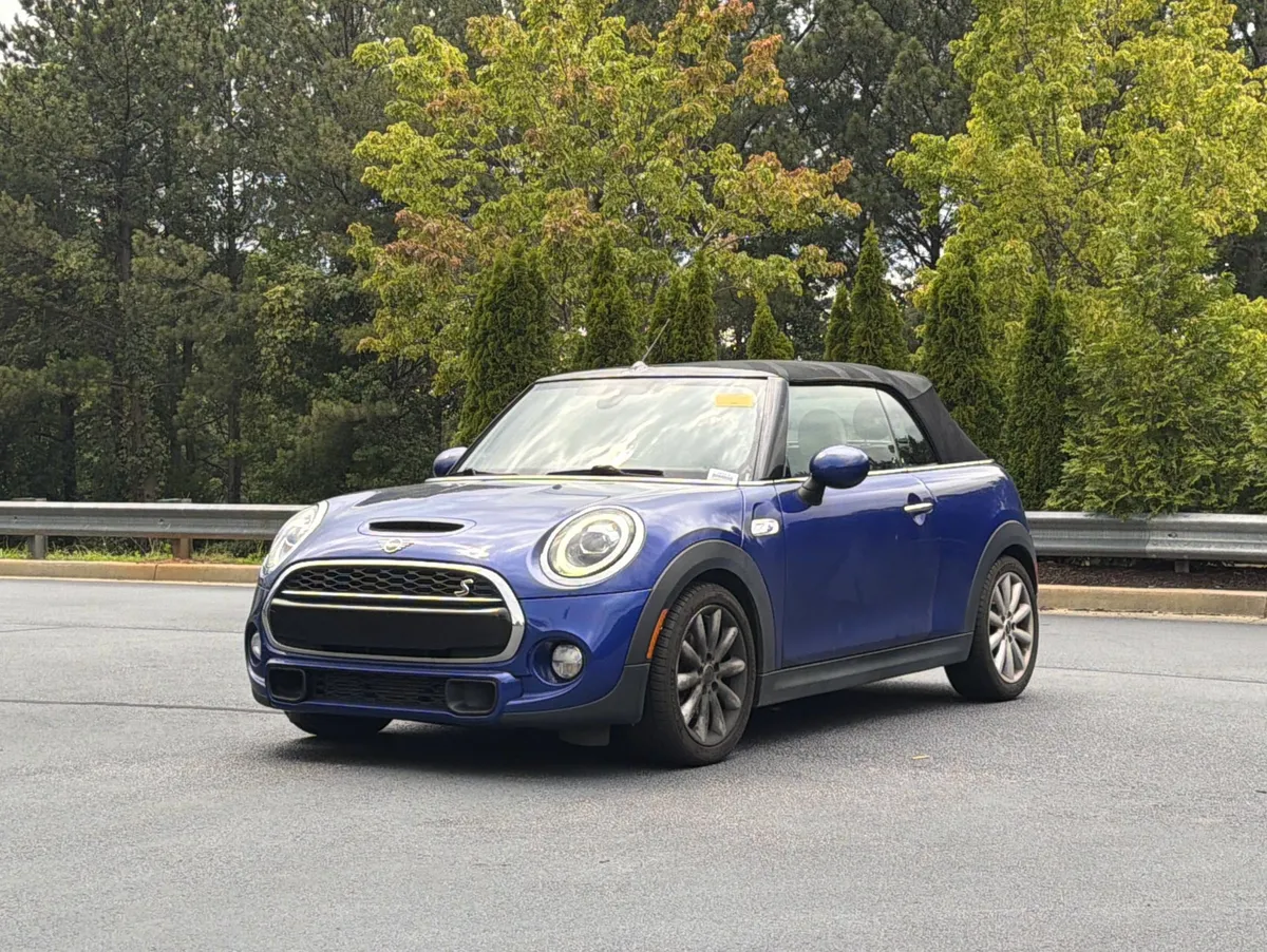 2019 MINI Convertible Cooper S thumbnail 9