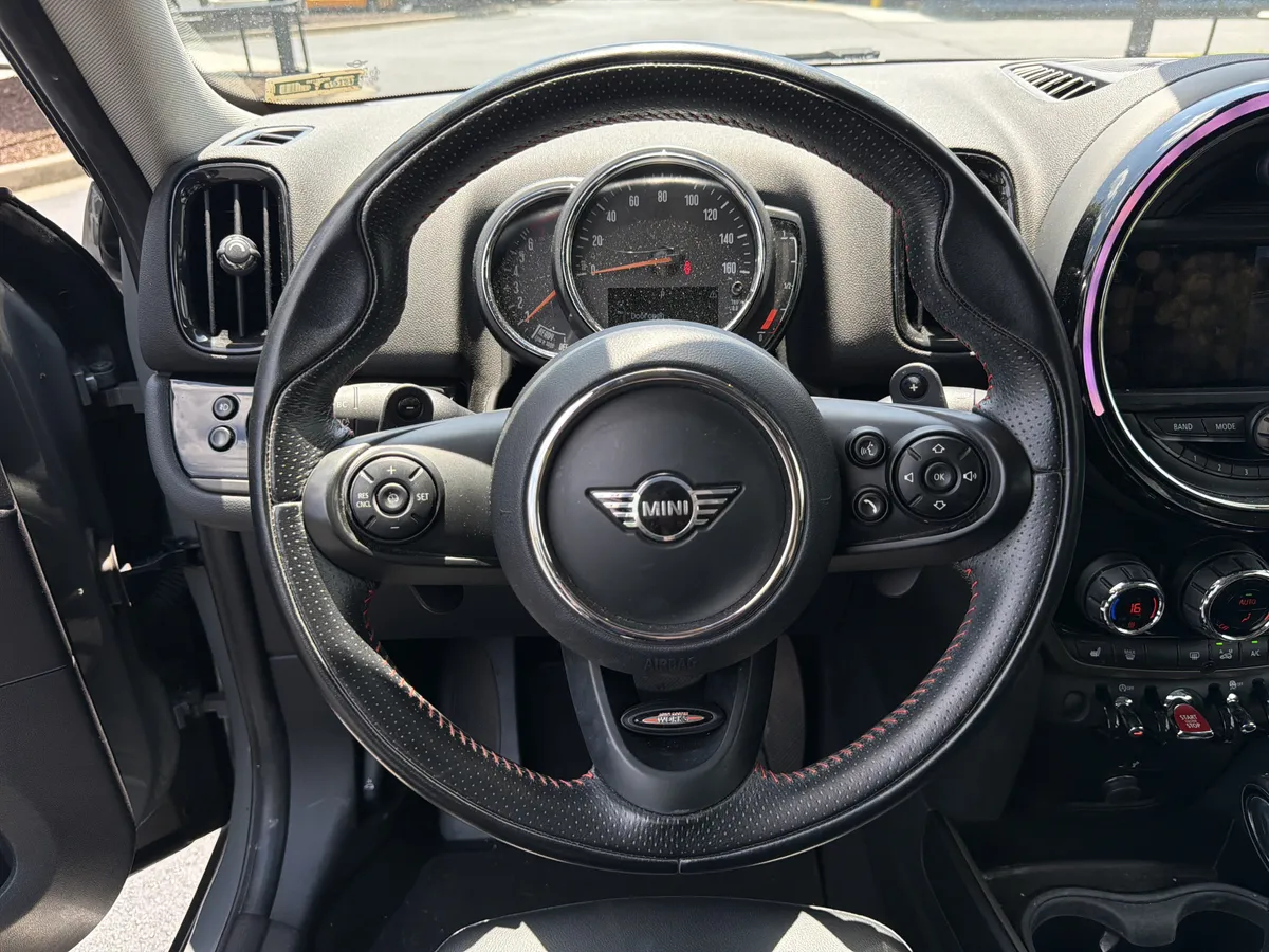 2019 MINI Countryman Cooper S thumbnail 9