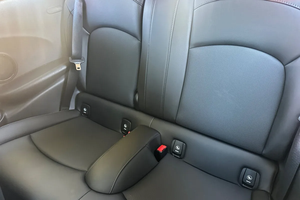 2019 MINI Hardtop 2 Door Cooper S thumbnail 14