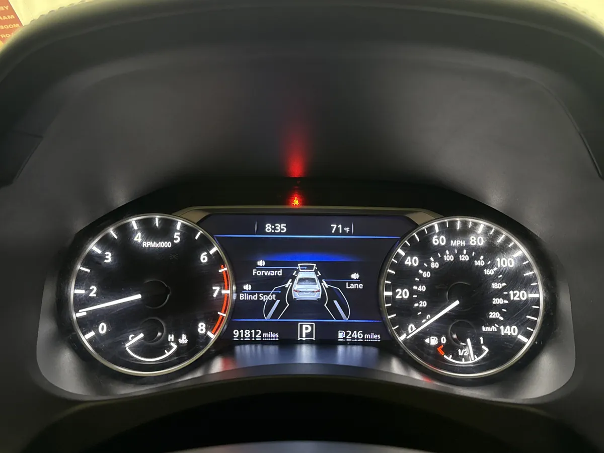 2019 Nissan Altima 2.5 Platinum thumbnail 22