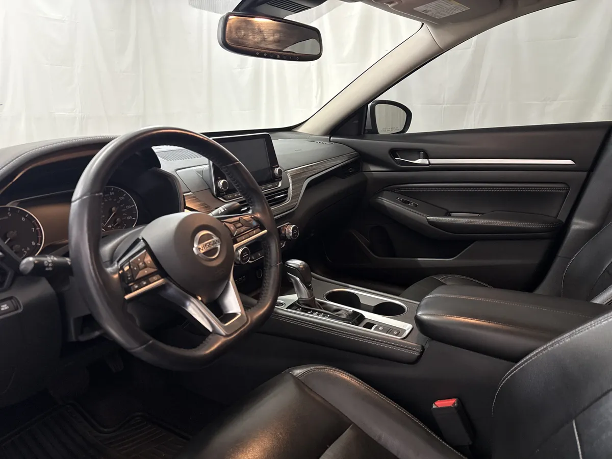 2019 Nissan Altima 2.5 Platinum thumbnail 28