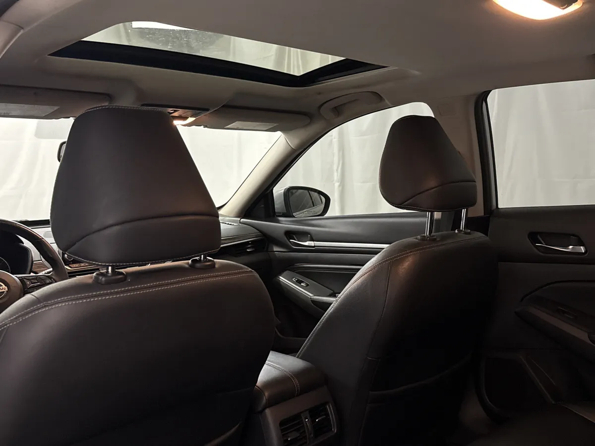 2019 Nissan Altima 2.5 Platinum thumbnail 30