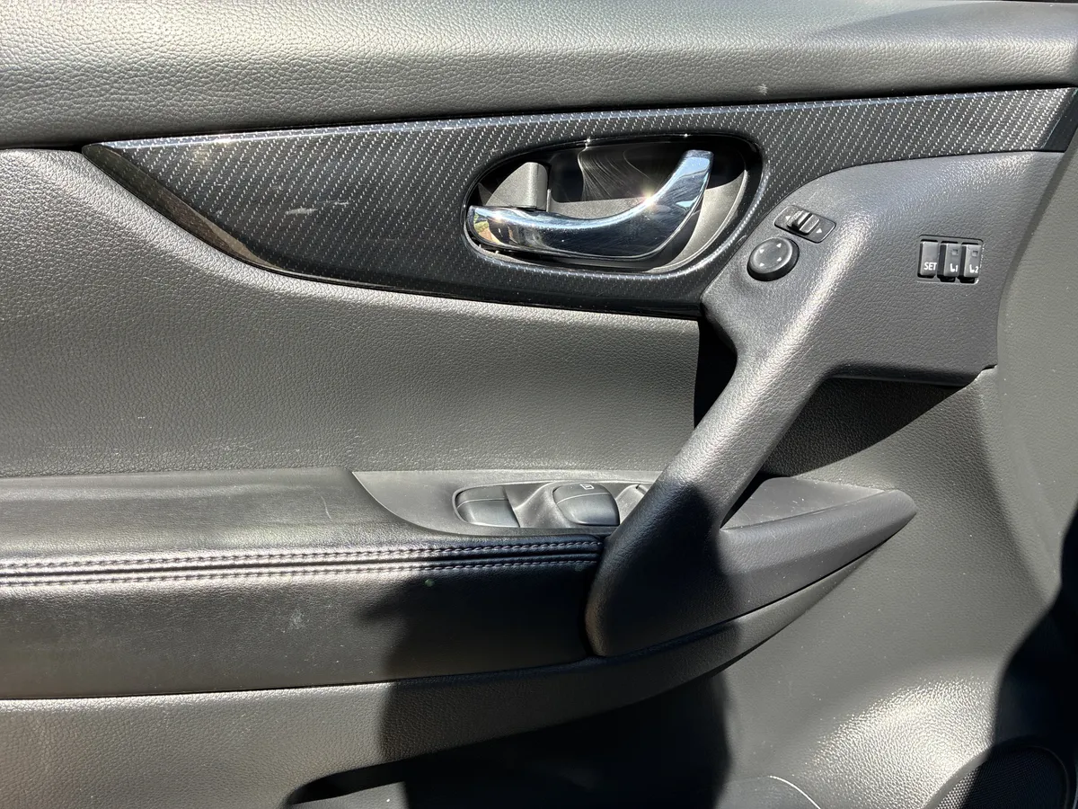 2019 Nissan Rogue SL thumbnail 11