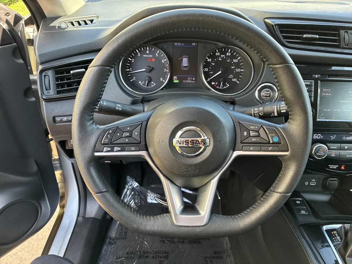 2019 Nissan Rogue SL thumbnail 16