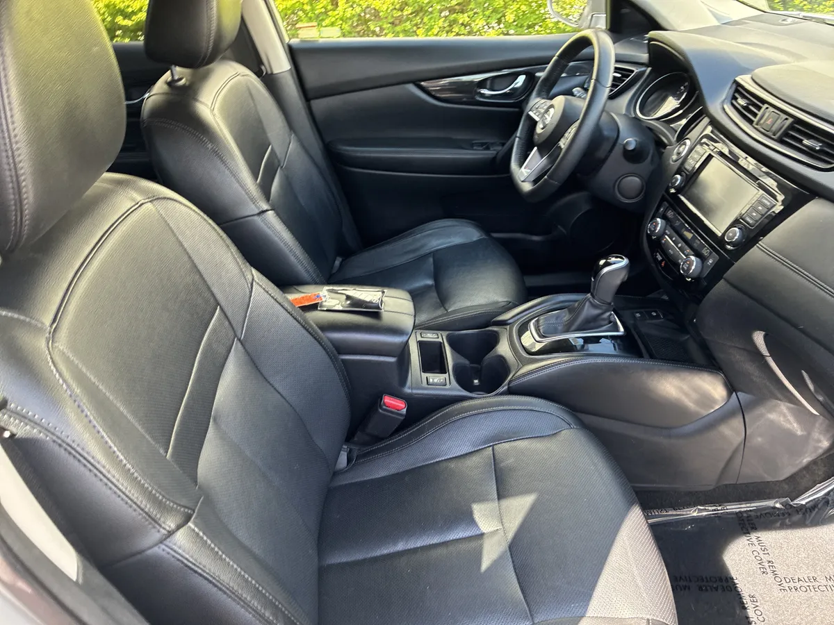 2019 Nissan Rogue SL thumbnail 18
