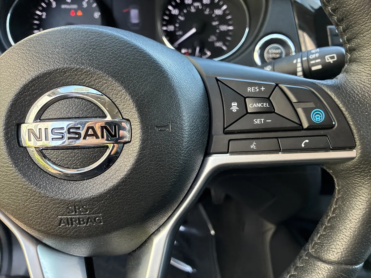 2019 Nissan Rogue SL thumbnail 19