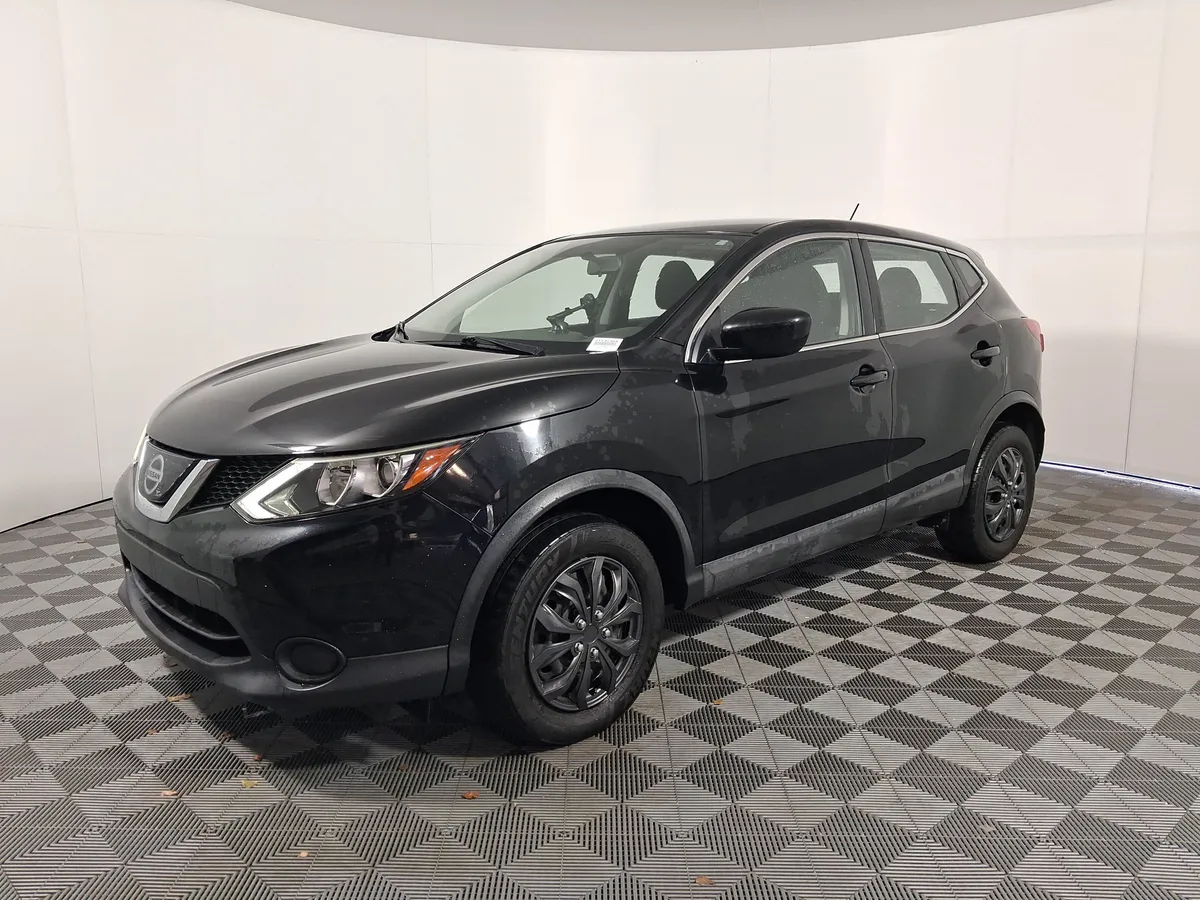 2019 Nissan Rogue Sport S thumbnail 4