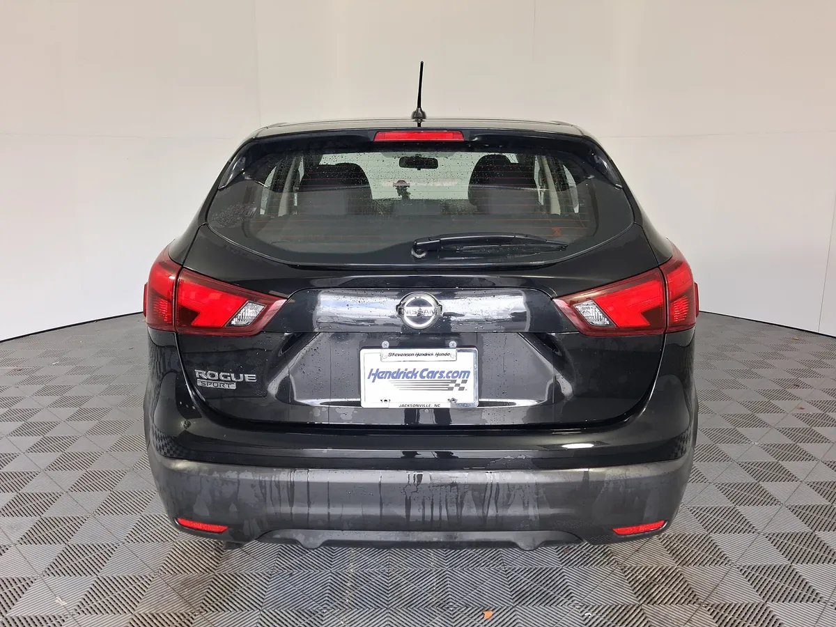 2019 Nissan Rogue Sport S thumbnail 8