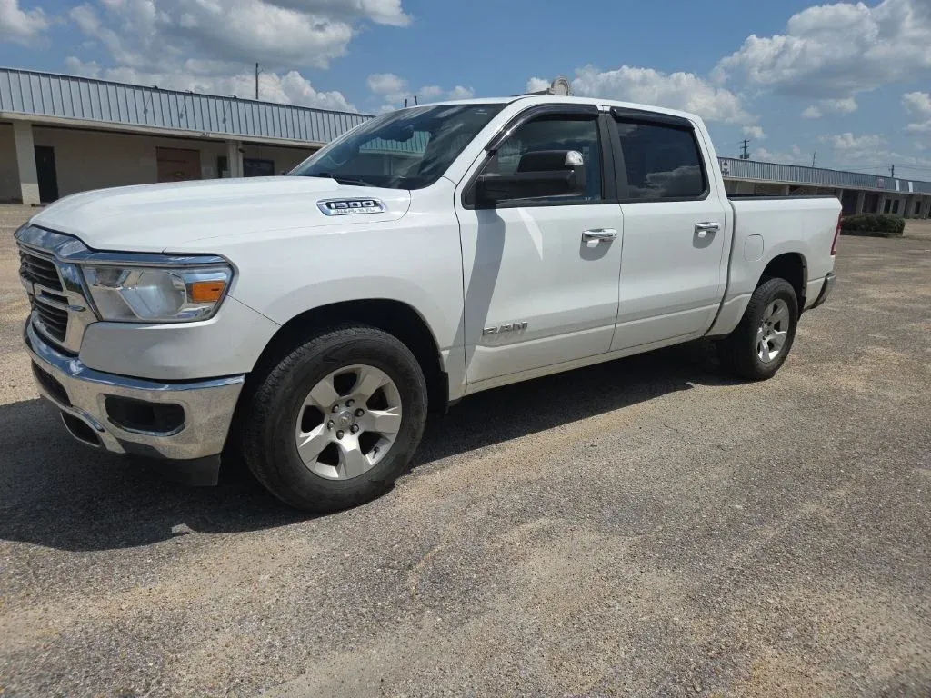 2019 Ram 1500 Big Horn/Lone Star thumbnail 3