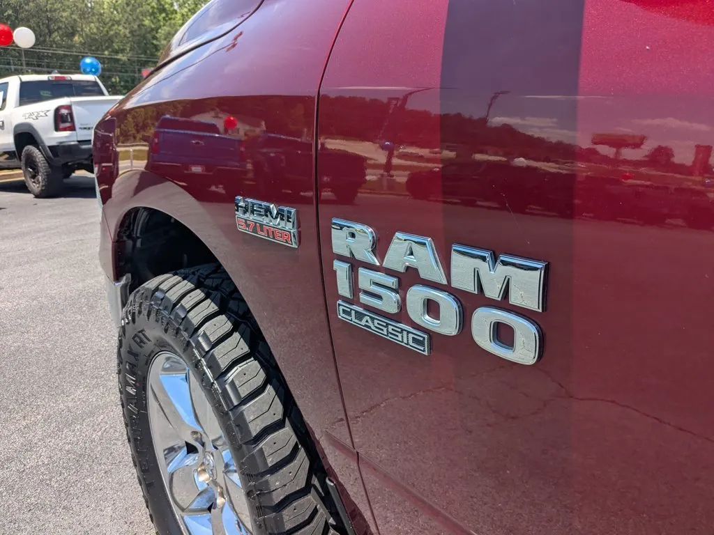 2019 Ram 1500 Classic Lone Star thumbnail 29