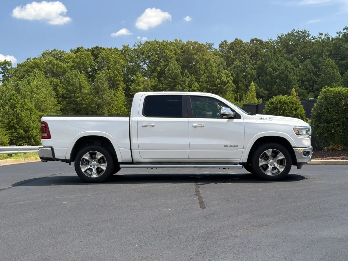 2019 Ram 1500 Laramie thumbnail 4