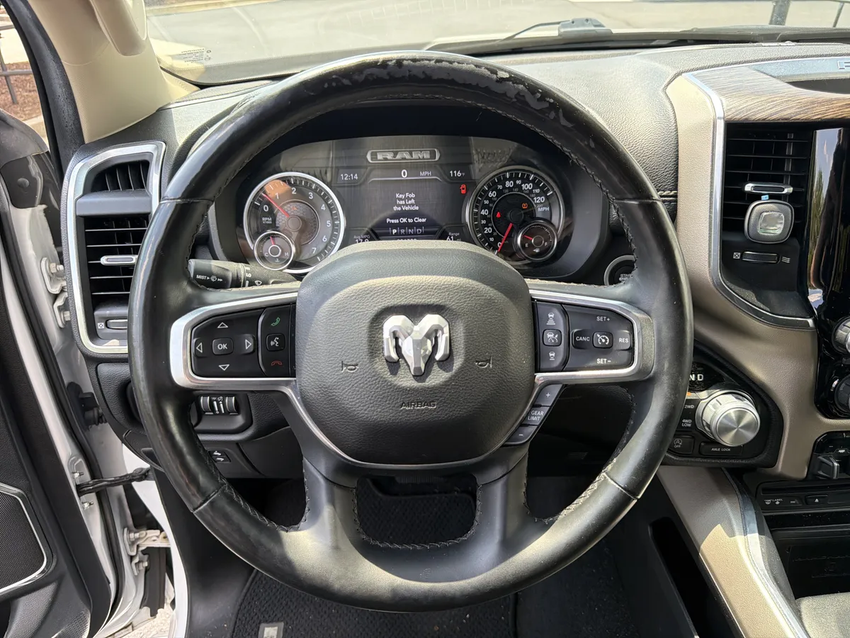 2019 Ram 1500 Laramie thumbnail 9