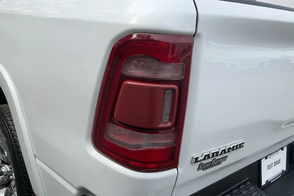 2019 Ram 1500 Laramie thumbnail 27