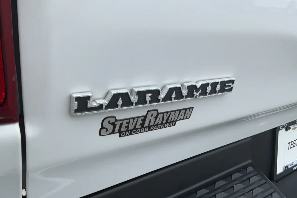 2019 Ram 1500 Laramie thumbnail 28