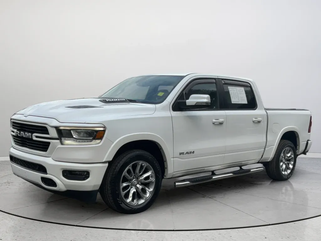 2019 Ram 1500 Laramie thumbnail 5